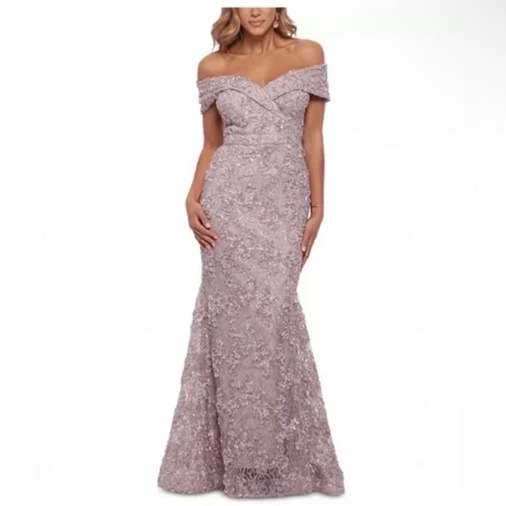 XSCAPE size 10 Stunning Lace Dress